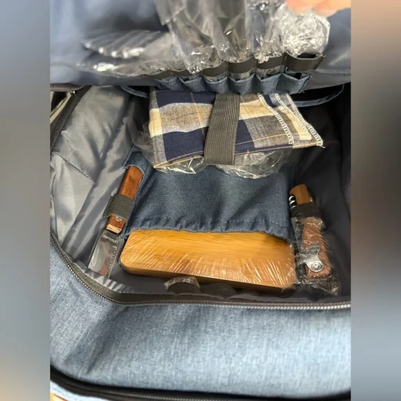 Sunflora Insulated Picnic Backpack for 2 Person Bag with Cooler Compartment Blue - Picture 5 of 10